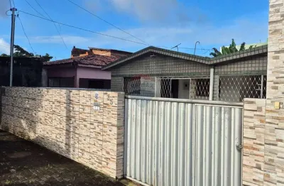 Casa reformada com potencial comercial em av. principal de mangabeira!