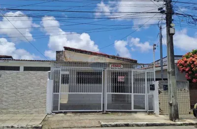 Excelente casa à venda o lar dos sonhos em jaguaribe, joão pessoa!