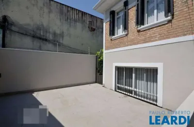 Casa com 6 quartos para alugar na Rua Tangará, Vila Mariana, São Paulo