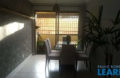 Apartamento com 2 quartos à venda na Rua dos Tapes, Aclimação, São Paulo