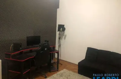 Casa com 2 quartos à venda na Rua Meruoca, Jardim da Glória, São Paulo
