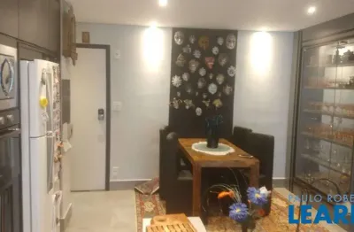 Apartamento com 2 quartos à venda na Rua Viaza, Jardim Aeroporto, São Paulo