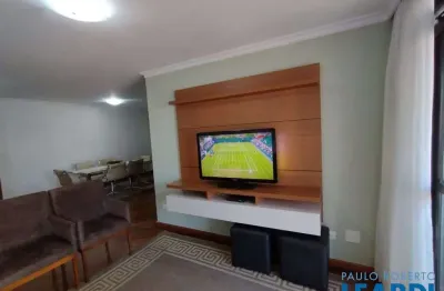 Apartamento com 3 quartos para alugar na Rua Fidelino de Figueiredo, Saúde, São Paulo