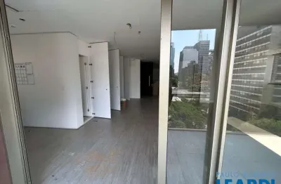Sala comercial para alugar na Alameda Jaú, Jardim América, São Paulo