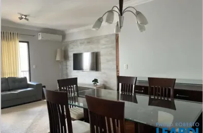 Apartamento com 3 quartos à venda na Rua Doutor Nogueira Martins, Saúde, São Paulo