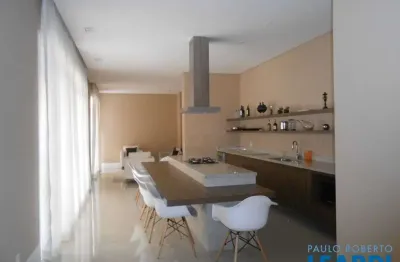 Apartamento com 1 quarto para alugar na Rua Paim, Bela Vista, São Paulo