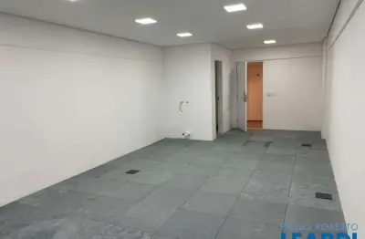Sala comercial à venda na Rua Baronesa de Bela Vista, Campo Belo, São Paulo