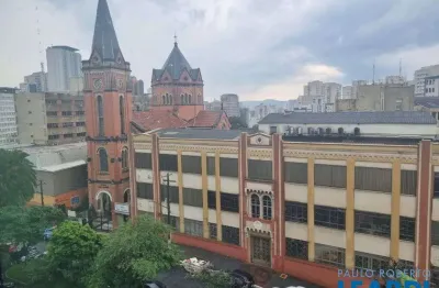Ponto comercial para alugar na Praça Santo Agostinho, Aclimação, São Paulo
