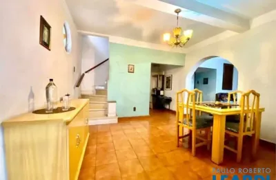 Casa com 6 quartos à venda na Rua Ouvidor Peleja, Vila Mariana, São Paulo