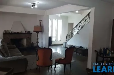 Casa com 5 quartos à venda na Rua Heitor Peixoto, Aclimação, São Paulo