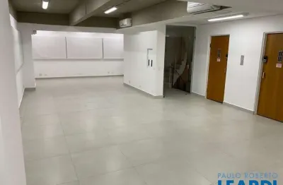 Sala comercial para alugar na Rua José Maria Lisboa, Jardim Paulista, São Paulo