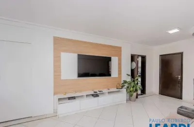 Apartamento com 3 quartos à venda na Avenida Ramalho Ortigão, Saúde, São Paulo