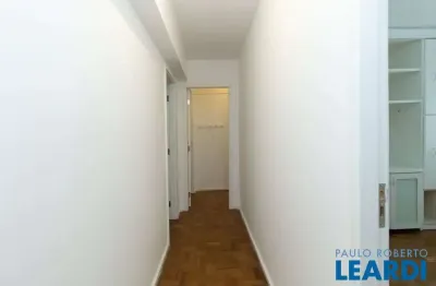 Apartamento com 3 quartos para alugar na Rua Japão, Itaim Bibi, São Paulo