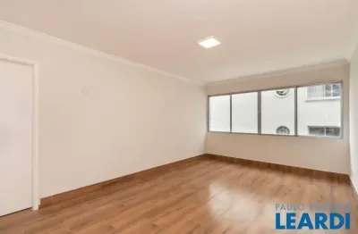 Apartamento com 3 quartos à venda na Rua Eça de Queiroz, Vila Mariana, São Paulo