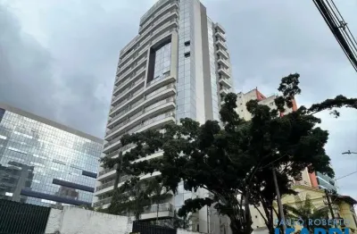 Ponto comercial para alugar na Rua Pirapitingui, Liberdade, São Paulo