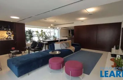 Apartamento com 2 quartos para alugar na Avenida Doutor Altino Arantes, Vila Clementino, São Paulo