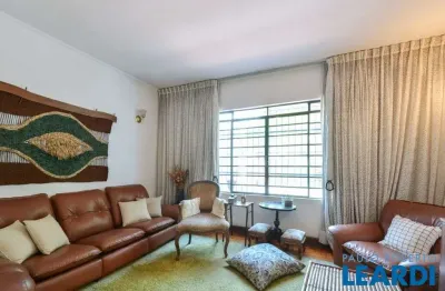 Casa com 3 quartos à venda na Rua Professor Macedo Soares, Jardim da Glória, São Paulo