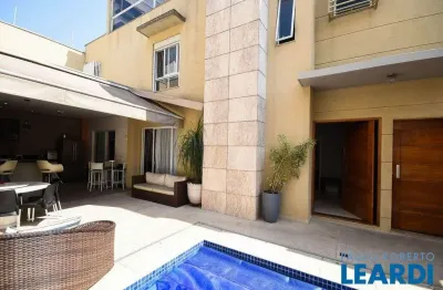 Apartamento com 3 quartos à venda na Alameda dos Guaiases, Planalto Paulista, São Paulo