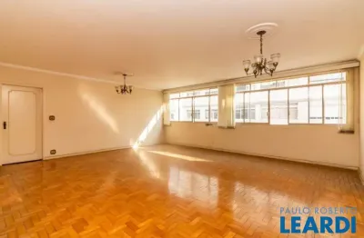 Apartamento com 3 quartos à venda na Rua Martiniano de Carvalho, Bela Vista, São Paulo