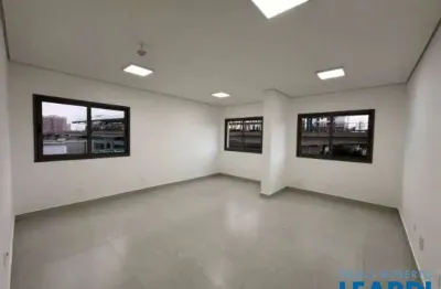 Sala comercial à venda na Avenida do Oratório, Vila Independência, São Paulo