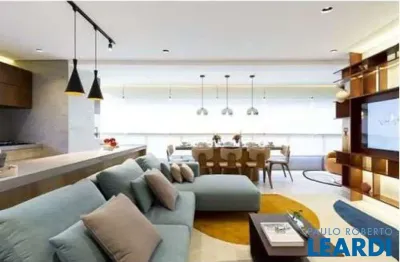 Apartamento com 3 quartos à venda na Alameda dos Nhambiquaras, Moema, São Paulo