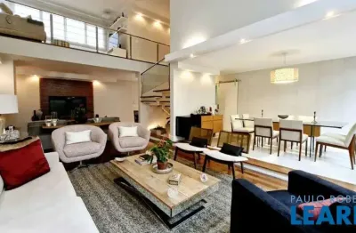 Casa com 3 quartos à venda na Rua Haroldo Gurgel, Butantã, São Paulo