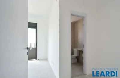 Apartamento com 3 quartos à venda na Rua João Moura, Pinheiros, São Paulo