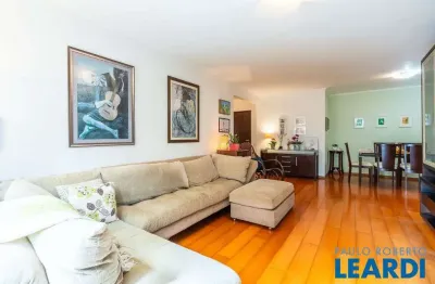 Apartamento com 3 quartos à venda na Rua dos Franceses, Bela Vista, São Paulo