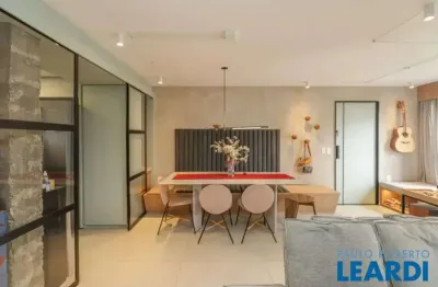 Apartamento com 2 quartos para alugar na Rua Ministro Godói, Perdizes, São Paulo