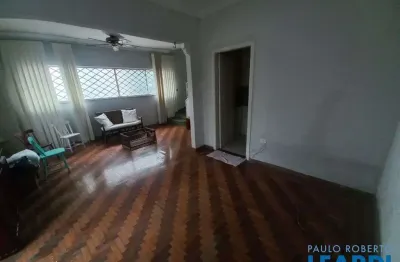 Casa com 2 quartos à venda na Rua Backer, Cambuci, São Paulo
