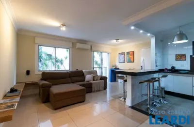 Apartamento com 2 quartos para alugar na Rua Doutor Ivo Define Frasca, Vila Olímpia, São Paulo