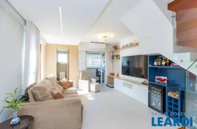 Cobertura com 2 quartos à venda na Rua Martiniano de Carvalho, Bela Vista, São Paulo