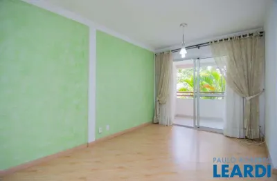 Apartamento com 2 quartos à venda na Rua Castro Alves, Aclimação, São Paulo