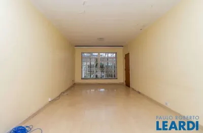 Casa com 4 quartos à venda na Rua Uruana, Vila Mariana, São Paulo