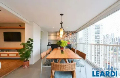 Apartamento com 3 quartos à venda na Rua Gregório Matos, Vila Regente Feijó, São Paulo
