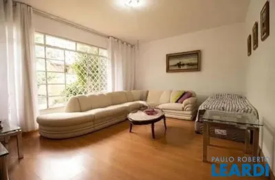 Casa com 3 quartos à venda na Rua Nestor Moreira, Jardim da Glória, São Paulo