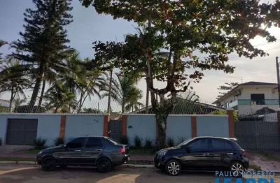 Casa com 4 quartos à venda na Avenida das Marimbas, Balneário Praia do Pernambuco, Guarujá