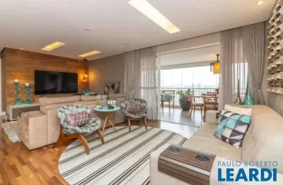 Apartamento com 3 quartos à venda na Rua Percílio Neto, Saúde, São Paulo