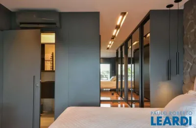Apartamento com 3 quartos à venda na Rua Paula Ney, Aclimação, São Paulo
