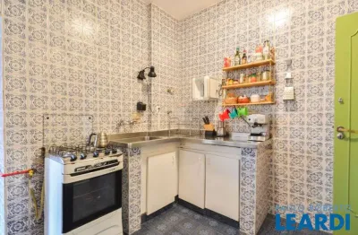 Apartamento com 3 quartos à venda na Rua Matias Aires, Consolação, São Paulo