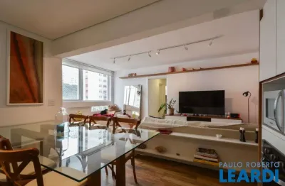 Apartamento com 2 quartos à venda na Alameda Campinas, Jardim Paulista, São Paulo