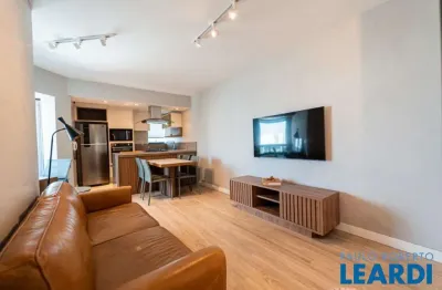 Apartamento com 2 quartos à venda na Rua Batataes, Jardim Paulista, São Paulo