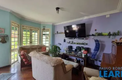 Casa com 3 quartos à venda na Rua Dom Sebastião Tomás, Saúde, São Paulo