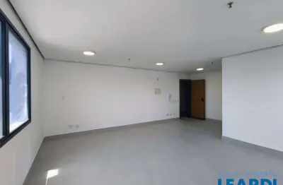 Sala comercial para alugar na Rua Veriano Pereira, Saúde, São Paulo