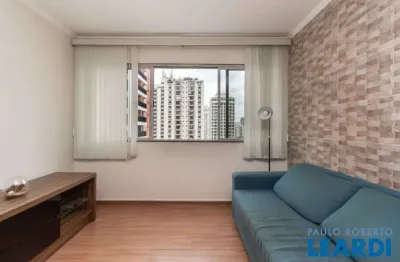 Apartamento com 2 quartos à venda na Avenida Jamaris, Moema, São Paulo