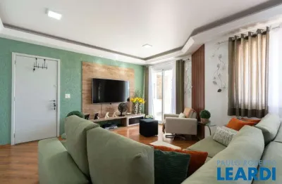 Apartamento com 3 quartos à venda na Rua Dom Mateus, Cambuci, São Paulo