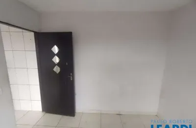 Casa com 1 quarto para alugar na Rua Quinta da Conraria, Parque Santo Antônio, São Paulo