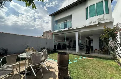 Casa para locação em poá, centro, 4 dormitórios, 3 suítes, 6 banheiros, 6 vagas