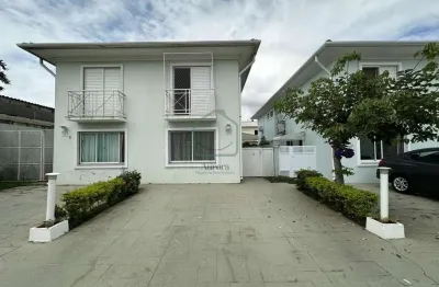 Casa em Condomínio para Venda em Suzano, Jardim Imperador, 3 dormitórios, 1 suíte, 4 banheiros, 2 vagas