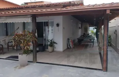 Casa para venda em rio das ostras, novo rio das ostras, 3 dormitórios, 1 suíte, 2 banheiros, 1 vaga